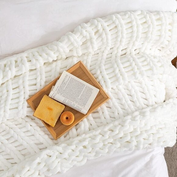 LUXURY Handmade Knitted Yarn Knit Blanket White Durable Soft Home Decor Gift NWT - Picture 7 of 9
